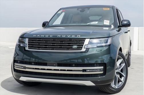 2025 Land Rover Range Rover SE