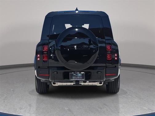 2025 Land Rover Defender X-Dynamic SE