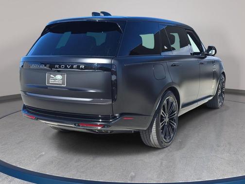 Obsidian Black 2026 Land Rover Range Rover Autobiography