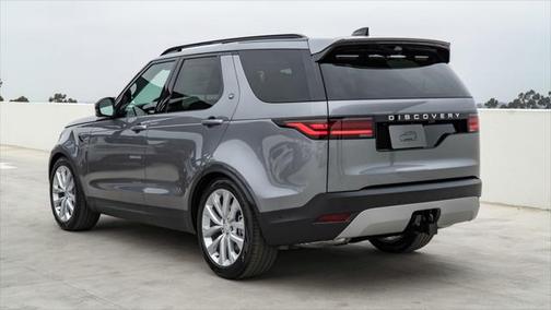 2024 Land Rover Discovery S