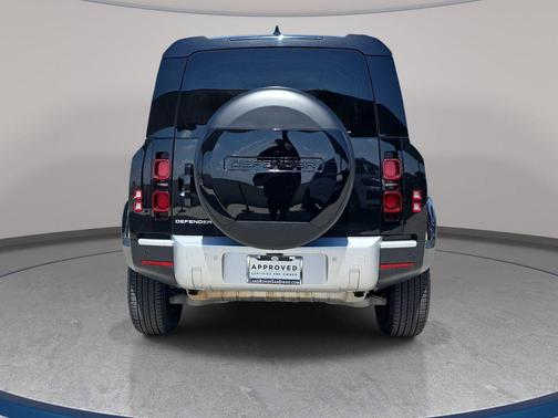 Santorini Black Metallic 2024 Land Rover Defender S
