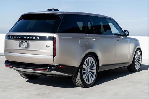 2023 Land Rover Range Rover First Edition