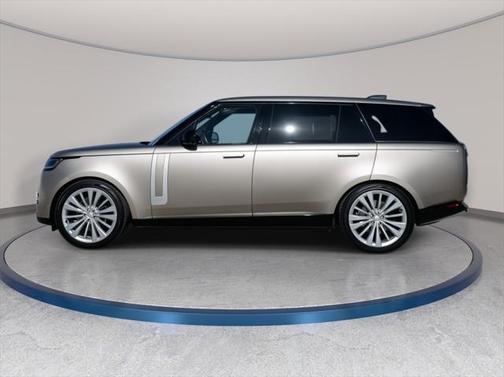 2023 Land Rover Range Rover First Edition