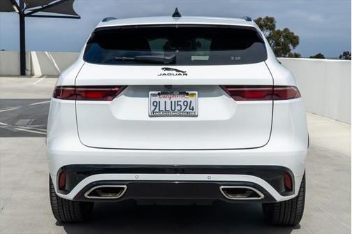2024 Jaguar F-PACE P400 R-Dynamic S