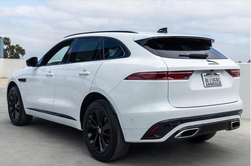 2024 Jaguar F-PACE P400 R-Dynamic S