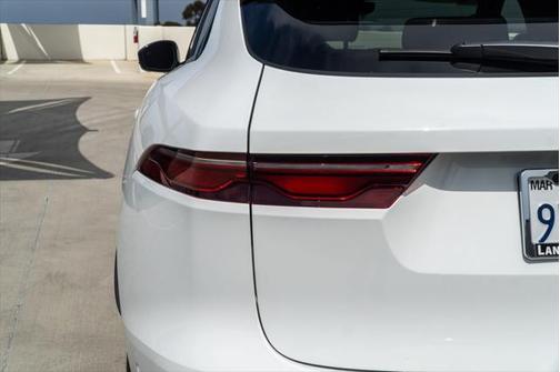 2024 Jaguar F-PACE P400 R-Dynamic S