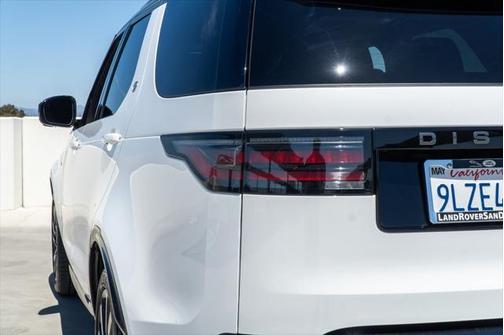 2024 Land Rover Discovery Dynamic SE