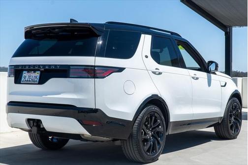 2024 Land Rover Discovery Dynamic SE