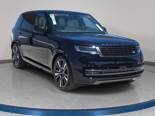 2025 Land Rover Range Rover SE