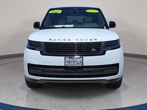 Fuji White 2025 Land Rover Range Rover SE