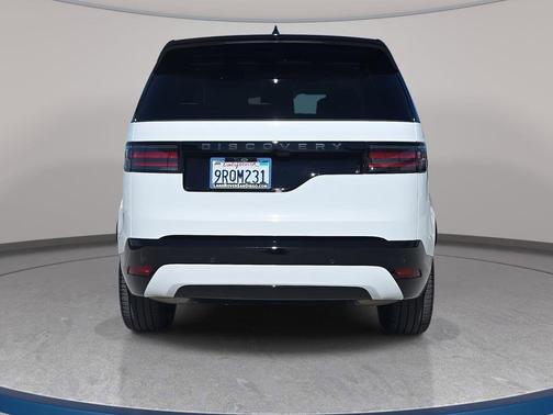 2025 Land Rover Discovery Dynamic SE