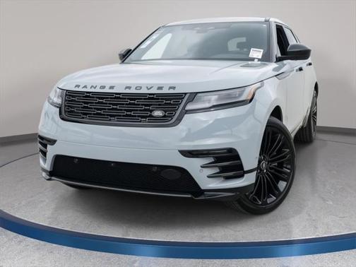 2026 Land Rover Range Rover Velar Dynamic SE