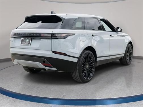 2026 Land Rover Range Rover Velar Dynamic SE
