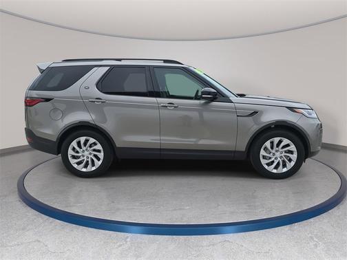 2024 Land Rover Discovery S