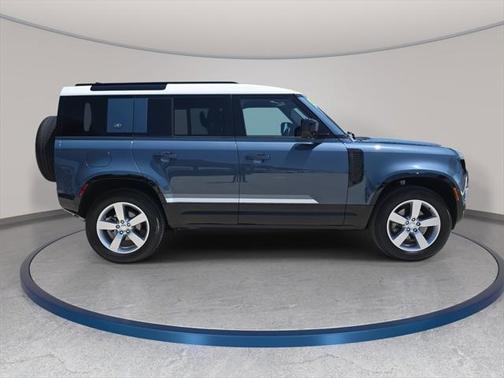2024 Land Rover Defender S