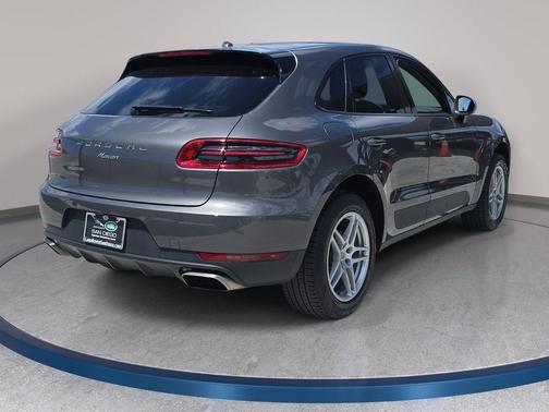 Agate Grey Metallic 2018 Porsche Macan Macan