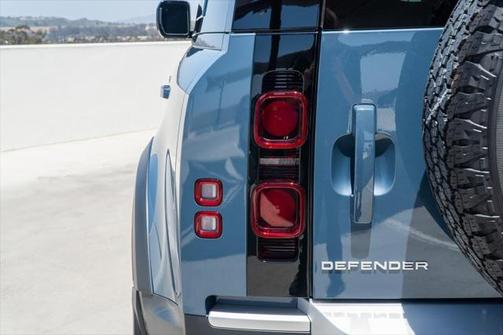 2023 Land Rover Defender S
