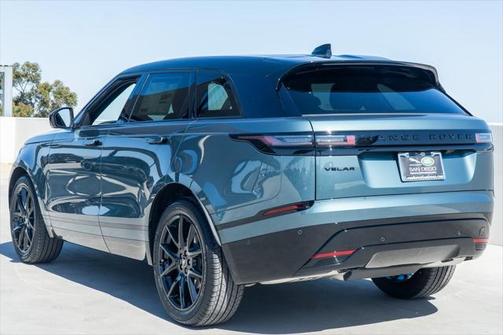 2026 Land Rover Range Rover Velar P250 SE R-Dynamic