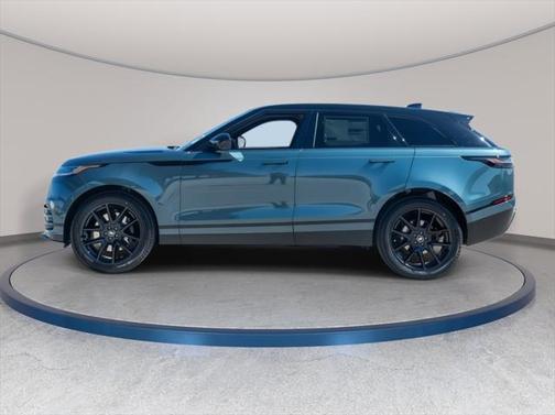 2026 Land Rover Range Rover Velar P250 SE R-Dynamic