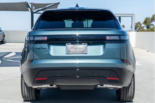 2026 Land Rover Range Rover Velar P250 SE R-Dynamic