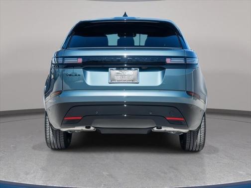 2026 Land Rover Range Rover Velar P250 SE R-Dynamic