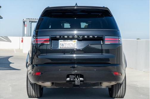 2024 Land Rover Discovery Dynamic SE