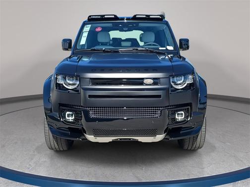 2025 Land Rover Defender 110 V8