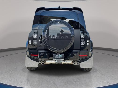 2025 Land Rover Defender 110 V8