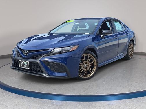 Reservoir Blue 2024 Toyota Camry SE