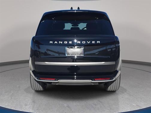 2026 Land Rover Range Rover SE