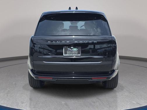Santorini Black 2026 Land Rover Range Rover SE