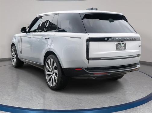 2023 Land Rover Range Rover SE
