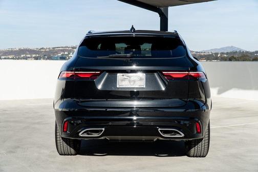 2025 Jaguar F-PACE P400 R-Dynamic S