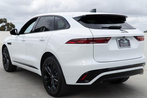 Fuji White 2025 Jaguar F-PACE P250 R-Dynamic S