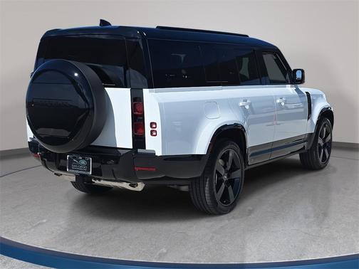 2025 Land Rover Defender X-Dynamic SE