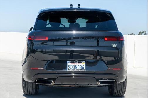 2023 Land Rover Range Rover Sport SE