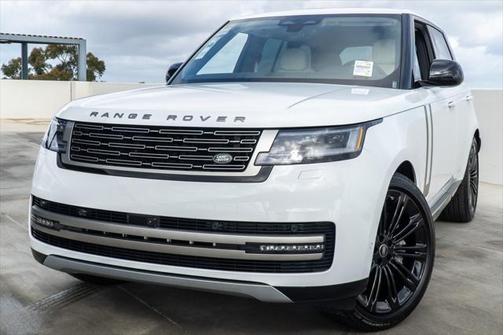 2025 Land Rover Range Rover SE