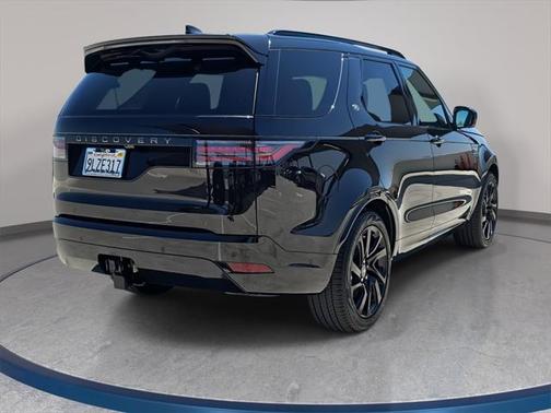 2024 Land Rover Discovery Dynamic SE