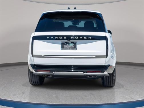 2025 Land Rover Range Rover SE