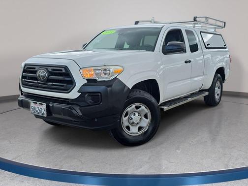 Super White 2018 Toyota Tacoma SR