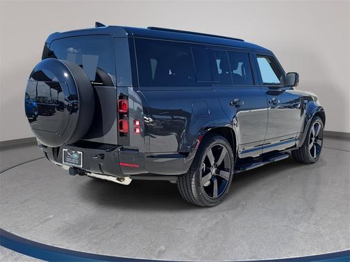 2025 Land Rover Defender X-Dynamic SE