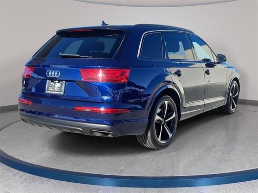 2019 Audi Q7 55 Premium Plus