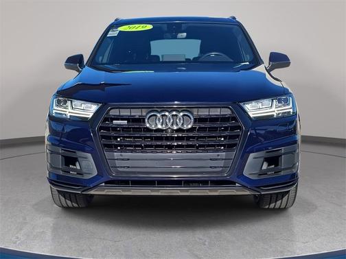 2019 Audi Q7 55 Premium Plus