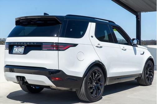 2024 Land Rover Discovery Dynamic SE
