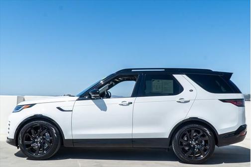 2024 Land Rover Discovery Dynamic SE
