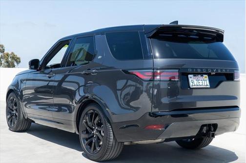 2024 Land Rover Discovery Dynamic SE