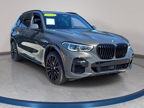 Dravit Gray Metallic 2023 BMW X5 M50i