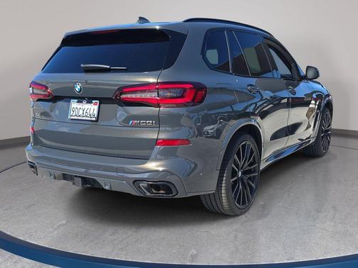 Dravit Gray Metallic 2023 BMW X5 M50i