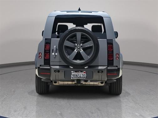 2024 Land Rover Defender Outbound