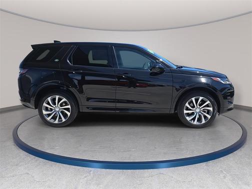 2024 Land Rover Discovery Sport SE